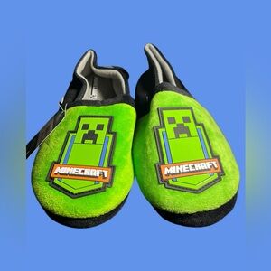 Boys Mindcraft Slippers NWT